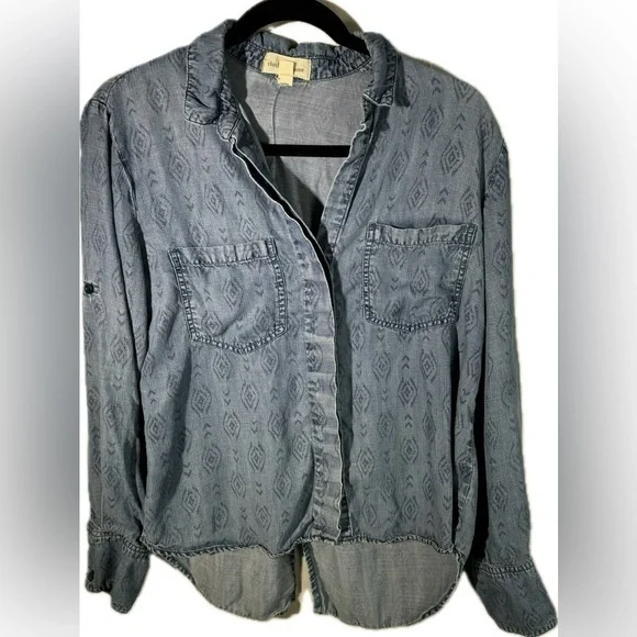 Cloth&Stone Roll Tab Sleeve Blue Tencel Button Up Shirt denim chambray tribal - Picture 1 of 14